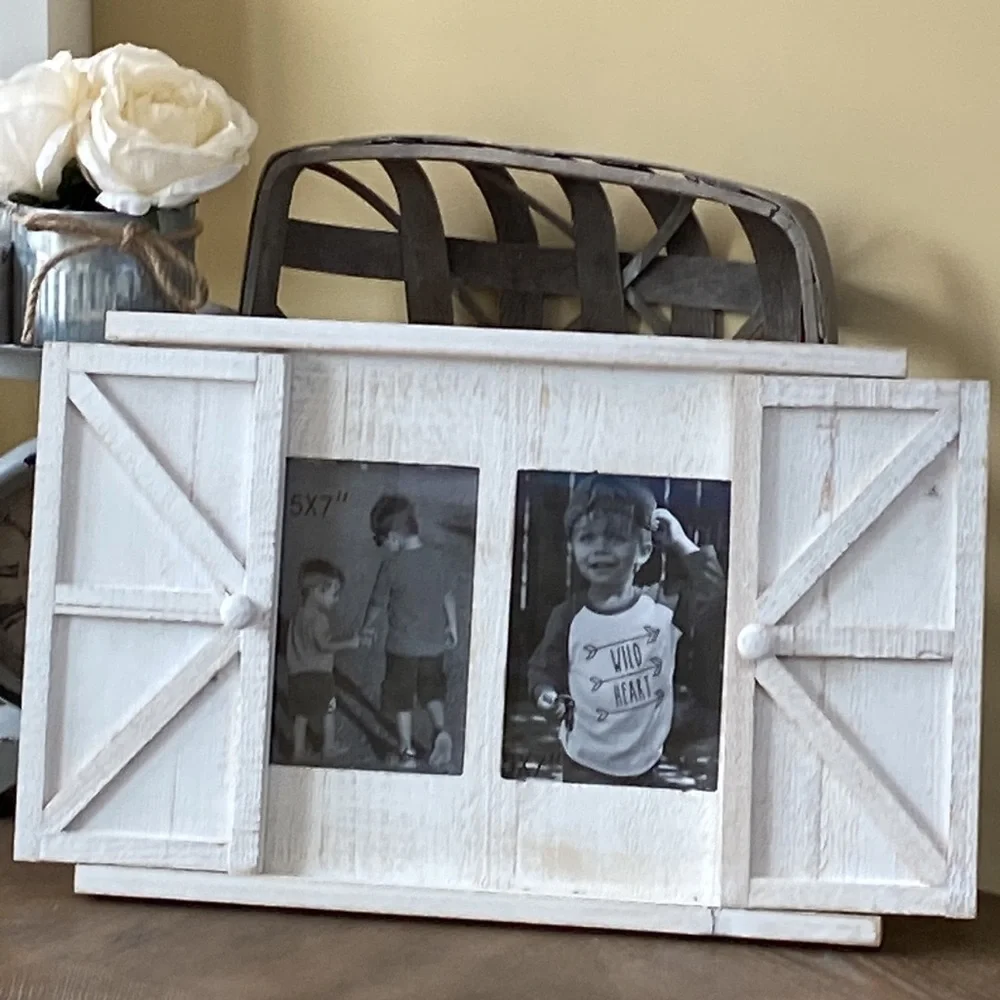NEW!! Shabby Chic Cottage Distressed White Farmhouse Wood Barn Door Photo Frame
